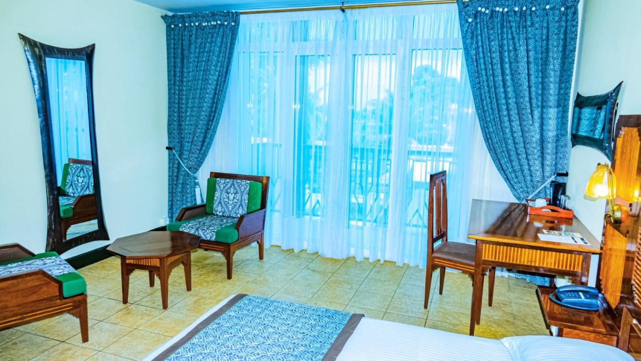 Le Grand Hotel Diego Antsiranana المظهر الخارجي الصورة